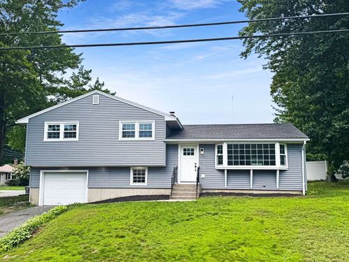 8 Linda Ct, Naugatuck, CT, 06770-2204 | Card Image