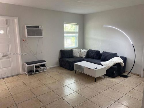 1212-1212 Nw 11th Ct, Fort Lauderdale, FL, 33311-6113 | Card Image