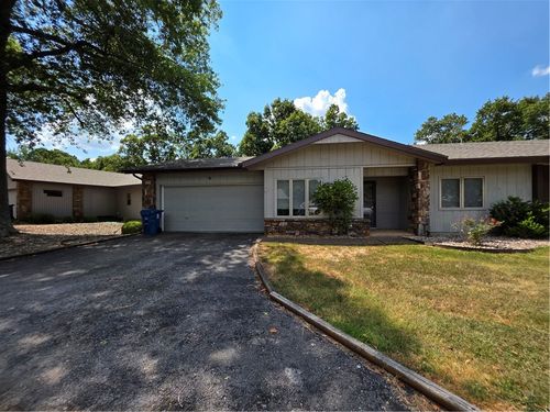 9 Fairway Dr, Bella Vista, AR, 72714-2803 | Card Image