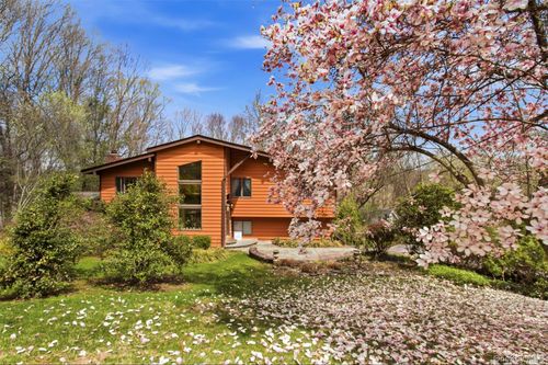 67 Entrance Way, Somers, NY, 10578 | Card Image