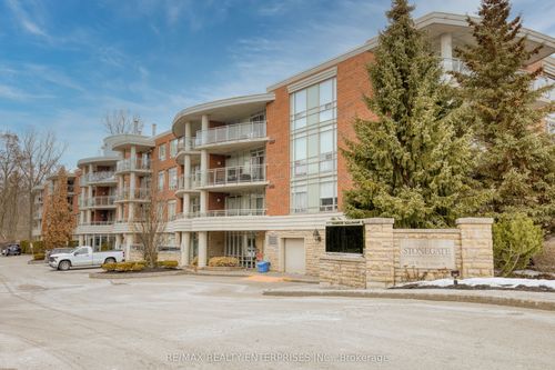 315-125 Wilson St W, Ancaster, ON, L9G0B3 | Card Image