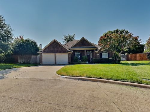 6963 Briarwood Dr, Fort Worth, TX, 76132-3049 | Card Image