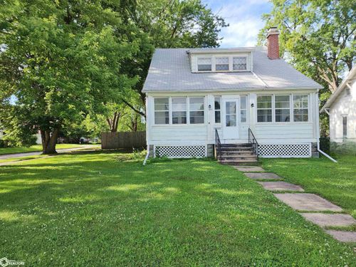 317 W Anthony St, Corydon, IA, 50060-1313 | Card Image