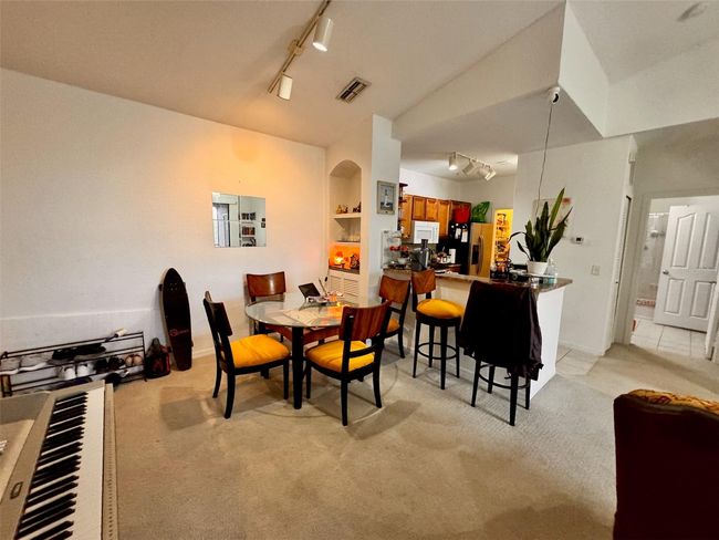 UNIT-303 - 6177 Metrowest Blvd, Condo with 2 bedrooms, 2 bathrooms and null parking in ORLANDO FL | Image 5