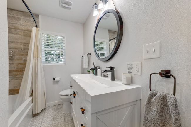 407 Pine St, House other with 3 bedrooms, 2 bathrooms and 2 parking in Georgetown TX | Image 25