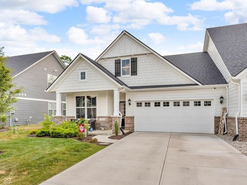 811 Stone Trace Ct, Avon, IN, 46123-1304 | Card Image