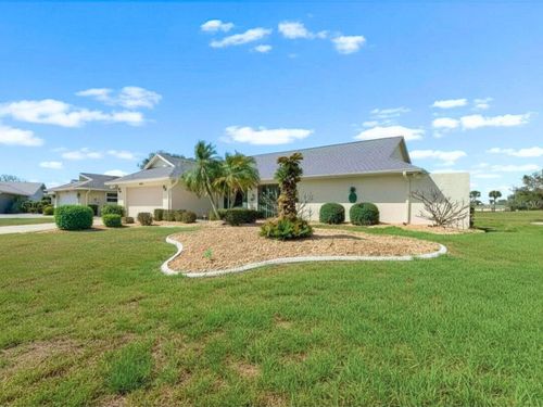 2111 W View Dr, SUN CITY CENTER, FL, 33573-5182 | Card Image