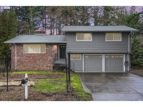 4911 Parkhill St, Lake Oswego, OR, 97035-3319 | Card Image