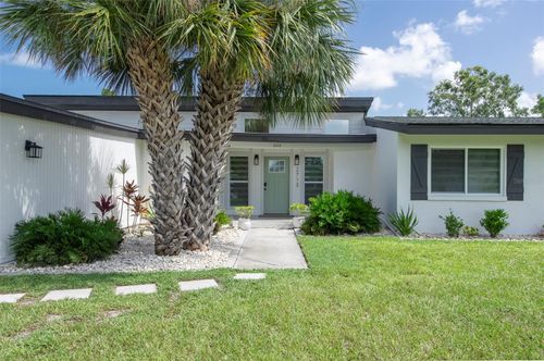 2713 Renatta Dr, Belleair Bluffs, FL, 33770-1774 | Card Image