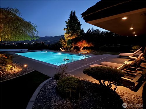 218 Sunnyslope Heights Rd, Wenatchee, WA, 98801-9663 | Card Image