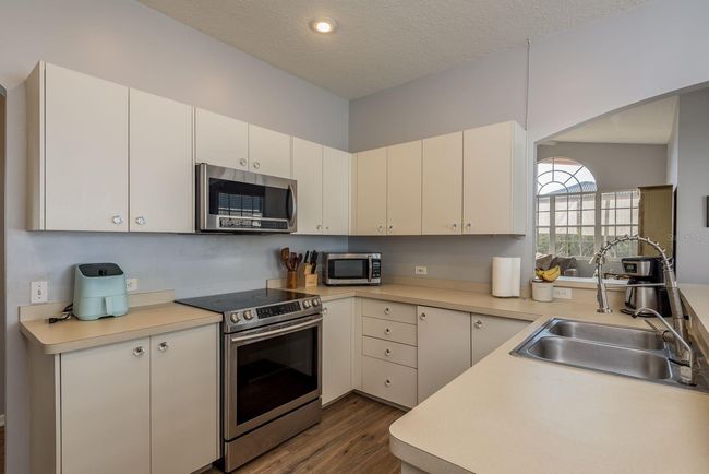 9233 Souchak Dr, House other with 2 bedrooms, 2 bathrooms and null parking in TRINITY FL | Image 16