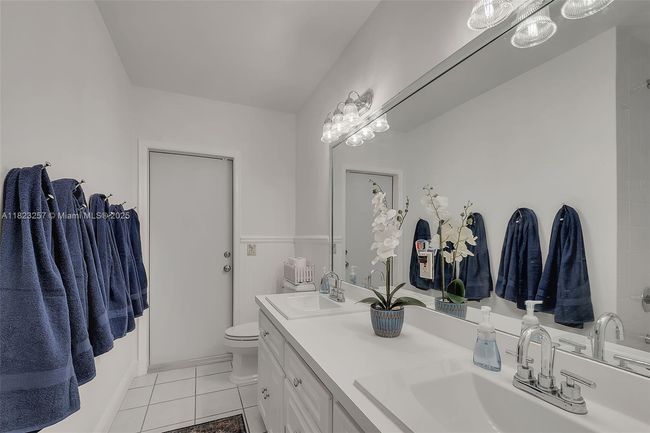 7340 Sw 123 Rd Ter, House other with 5 bedrooms, 3 bathrooms and null parking in Pinecrest FL | Image 19