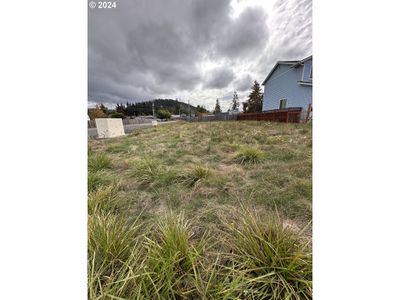 11 S 10 Th St, Home with 0 bedrooms, 0 bathrooms and null parking in Creswell OR | Image 1