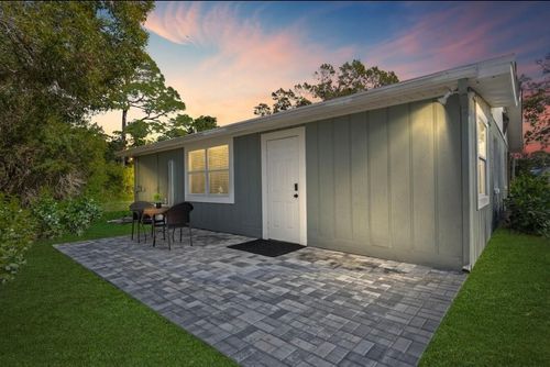 5607 Tangelo Dr, Fort Pierce, FL, 34982-3870 | Card Image