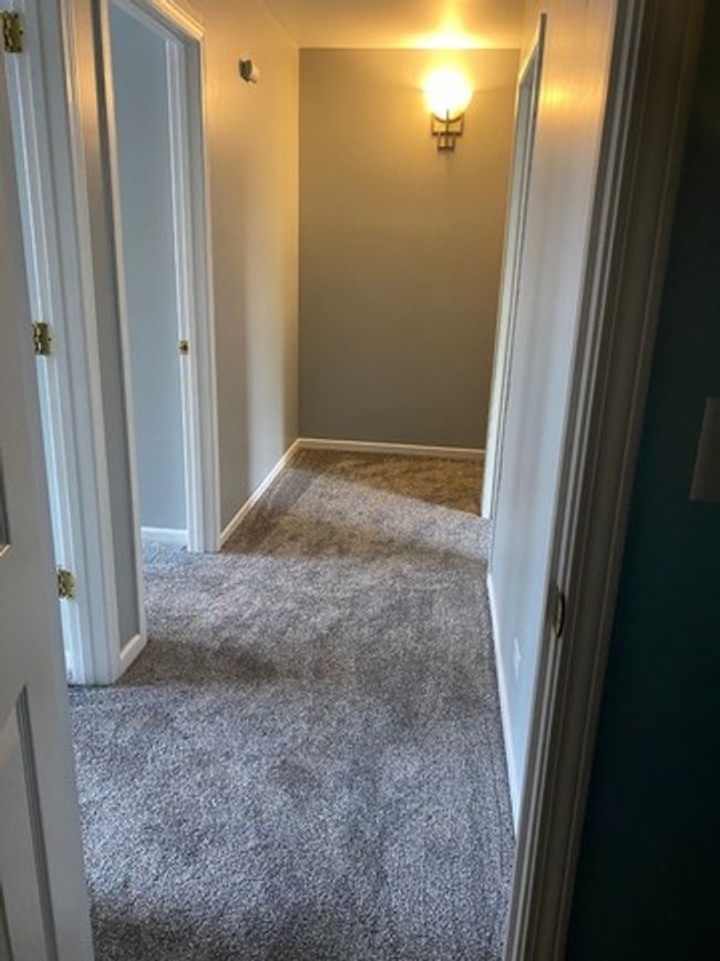 59 - 59 Treehouse Ln, Townhouse with 3 bedrooms, 2 bathrooms and 4 parking in Round Lake IL | Image 5