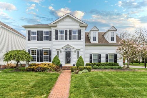 5173 Claridge Dr, New Albany, OH, 43054-9479 | Card Image