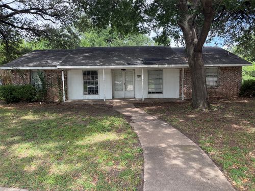 354 Brookview Dr, Garland, TX, 75043-2966 | Card Image
