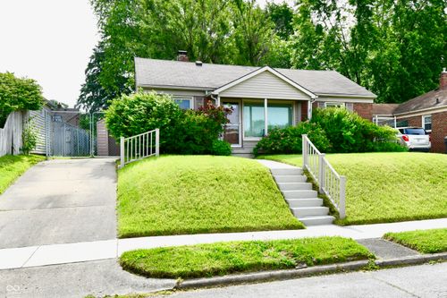 3016 Sherman St, Anderson, IN, 46016-5918 | Card Image