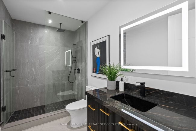80 Edgecroft Rd, House other with 5 bedrooms, 5 bathrooms and 2 parking in Etobicoke ON | Image 45