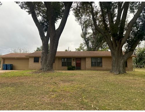 3206 Bogota St, Athens, TX, 75752-8992 | Card Image