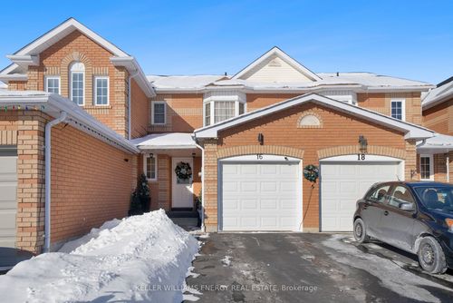 16 Creekwood Crescent, Whitby, ON, L1R2K3 | Card Image