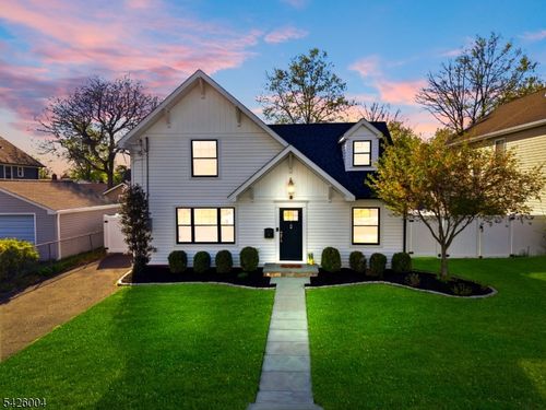 75 N Auten Ave, Somerville, NJ, 08876-2746 | Card Image