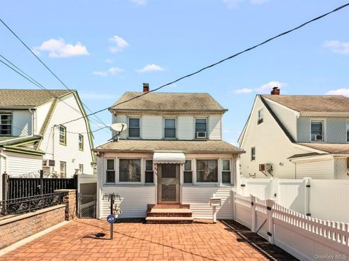 89-53 218th Place, New York, NY, 11427 | Card Image