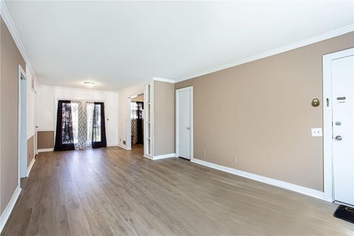 19a-510 Coventry Rd, Decatur, GA, 30030-5032 | Card Image