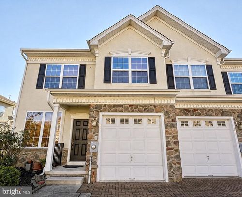 21 Kingswood Ct, MOUNT HOLLY, NJ, 08060-6733 | Card Image