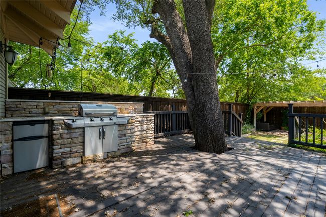 422 S Winnetka Ave, House other with 3 bedrooms, 2 bathrooms and null parking in Dallas TX | Image 32