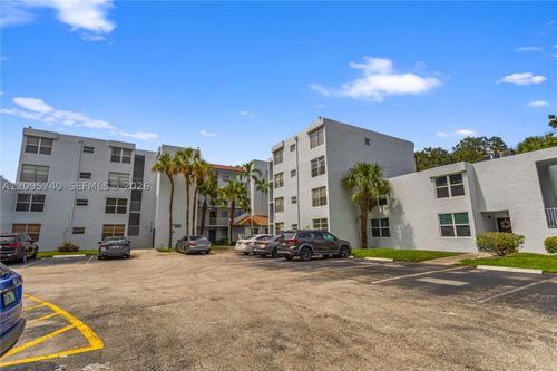 103-9400 Live Oak Pl, Davie, FL, 33324-4707 | Card Image