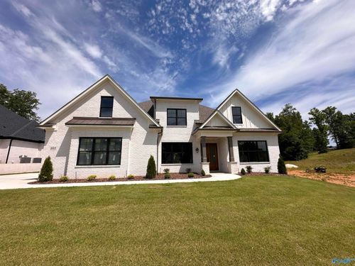 107 Mill Springs Ln, Huntsville, AL, 35811-9819 | Card Image