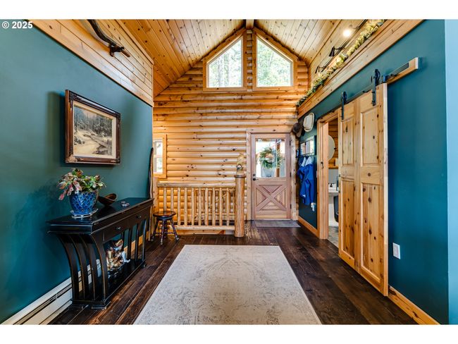 86561 R R Baker Rd, House other with 3 bedrooms, 3 bathrooms and 2 parking in Springfield OR | Image 6