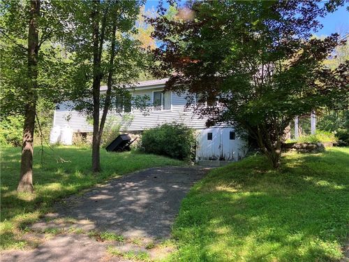 137 Upper Brook Rd, Sparrowbush, NY, 12780-5543 | Card Image