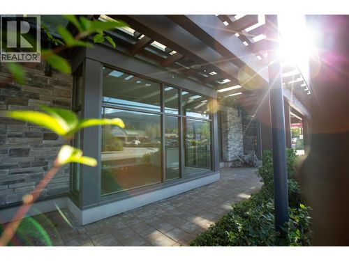 103-875 Gibsons Way, Gibsons, BC, V0N1V8 | Card Image