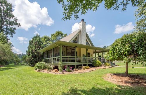 41 Pine Trl, Warne, NC, 28909-8636 | Card Image