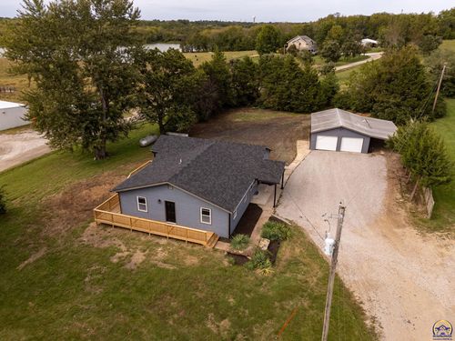 5436 Sw 69th St, Auburn, KS, 66402 | Card Image