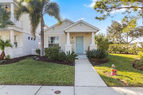 6404 Autumn Woods Way, Sarasota, FL, 34243-3882 | Card Image