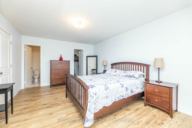 43 - 21a Thistle Down Blvd, Condo with 3 bedrooms, 3 bathrooms and 1 parking in Toronto ON | Image 28