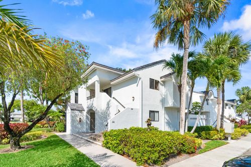 apt-905-7533 Glendevon Ln, Delray Beach, FL, 33446-2824 | Card Image
