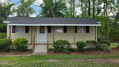 3748 Walter Todd Rd, Clarendon, NC, 28432-9462 | Card Image