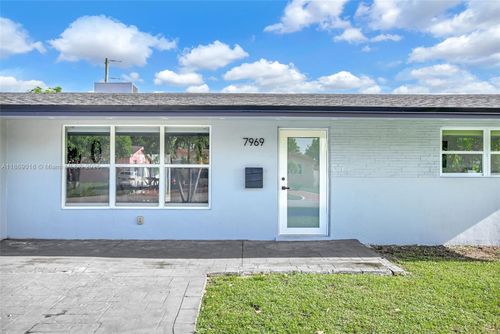 7969 Ramona St, Miramar, FL, 33023-2459 | Card Image