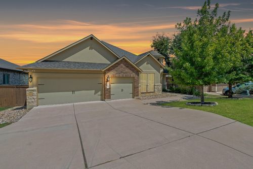 200 Brentwood Dr, Austin, TX, 78737-4781 | Card Image
