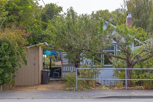 1467 Bay St, Victoria, BC, V8R2A6 | Card Image