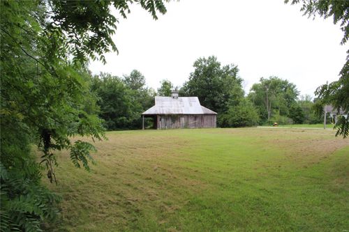 7 E Pine St, Bellflower, MO, 63333 | Card Image