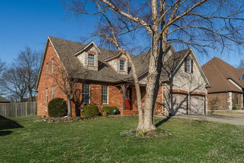 3801 W Randall St, Battlefield, MO, 65619-8256 | Card Image