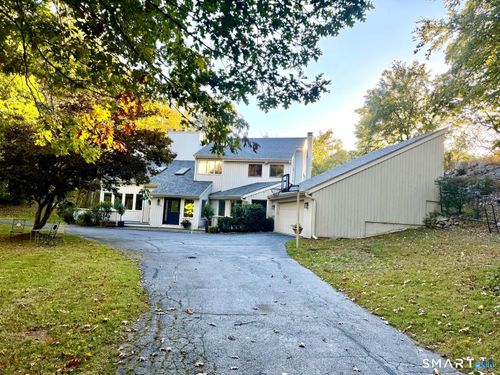 40 Greenfield Dr, Weston, CT, 06883-1964 | Card Image