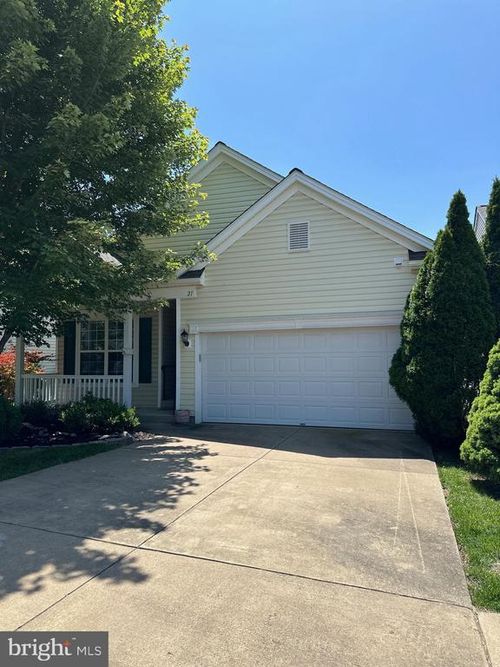 21 Buchanan Ct, FREDERICKSBURG, VA, 22406-8403 | Card Image