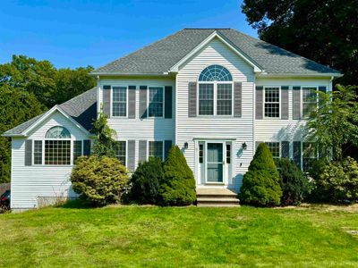 17 Deer Hill Circle, House other with 4 bedrooms, 2 bathrooms and null parking in Pelham NH | Image 1