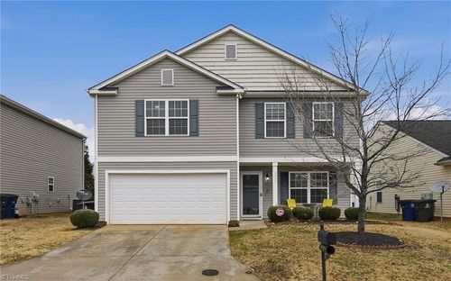 3855 Foliage Dr, Winston-Salem, NC, 27101-2279 | Card Image